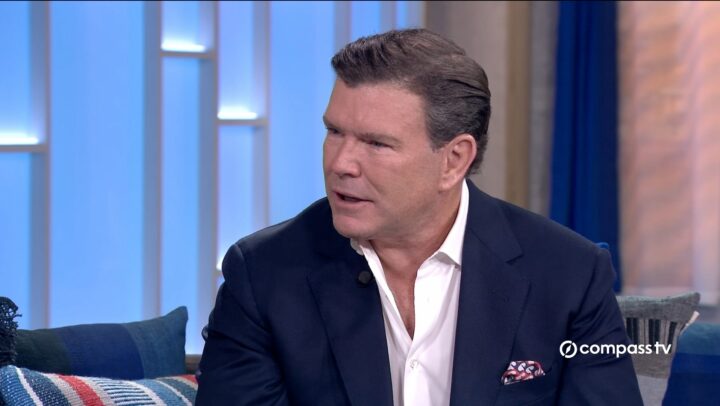 Fox News Political anchor tours Cayman