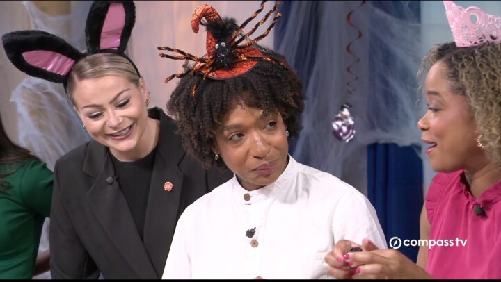 Create a Spook-tacular Halloween Charcuterie Board