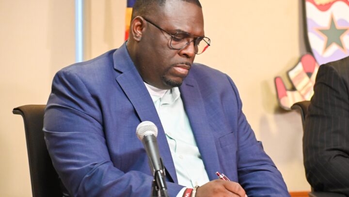 Seymour resigns from PPM