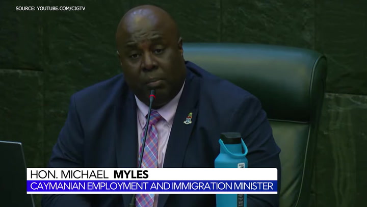 Work permits to cross 40k