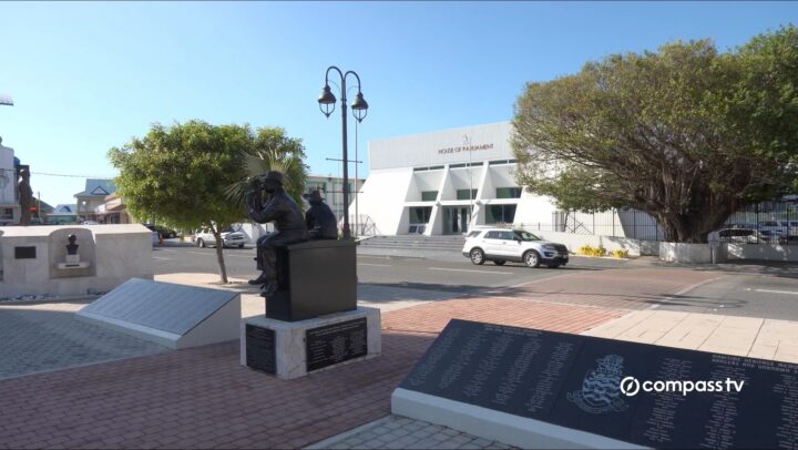 Lawmakers continue debate on immigration changes